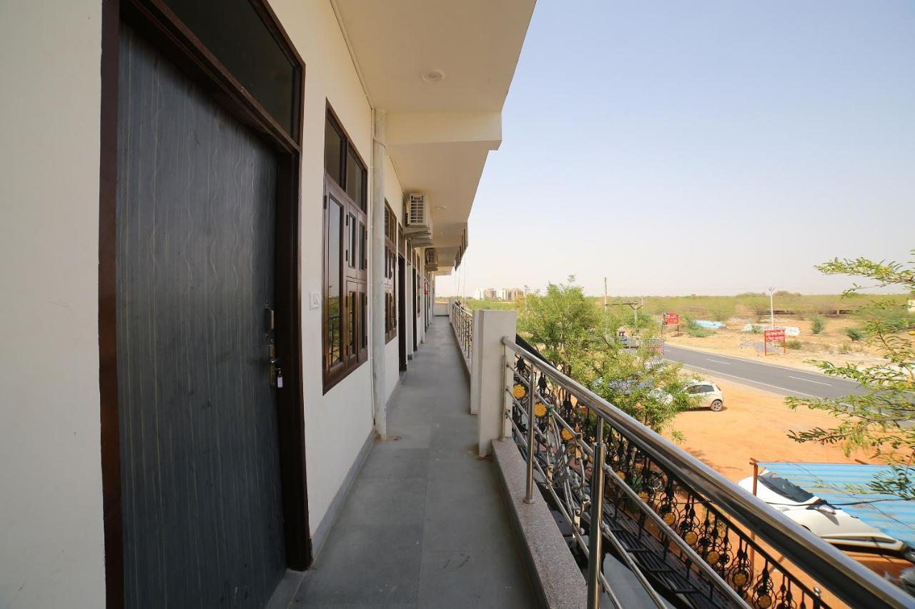 Oyo 37077 Hotel Rawat Ajmer Exterior foto